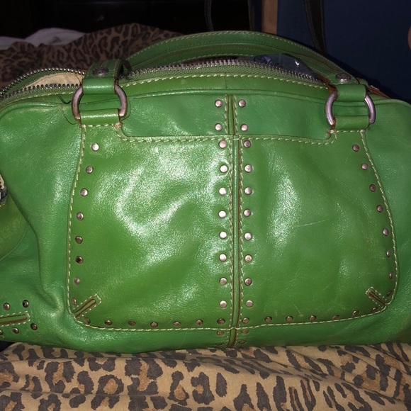 Micheal Kors Astor Green Studded Leather bag Inside Zip pockets - Picture 3 of 15